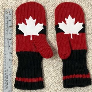Hudson Bay "Canadian" Olympic Mittens (like new)